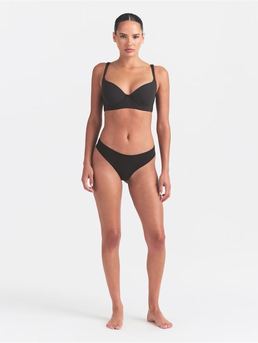 Skims Fits Everybody Back Smoothing Full Coverage Bra Onyx Black 34B